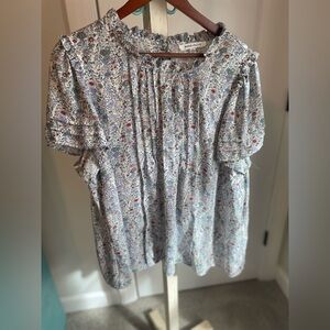 Rose + Olive Floral Top with Ruffle Collar and Sleeves Size 2xl.